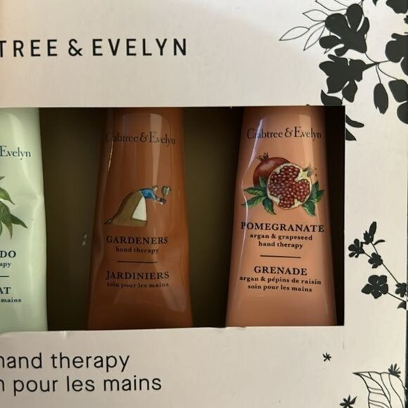 Crabtree & Evelyn NIB Set of 4 0.9oz Hand Therapy Lotion - Picture 5 of 8